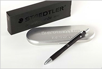 http://www.staedtler.jp/products/01_writing/14-multi-pen/