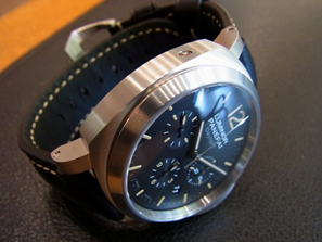 http://ggsoku.com/cul-on/piage-world-thinnest-mechanical-watch-coming/　